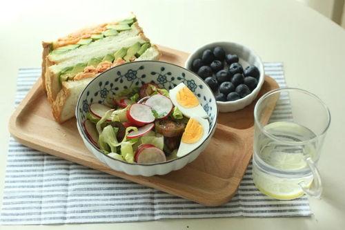娱乐吃瓜酱轻断食,娱乐吃瓜酱带你轻松瘦身