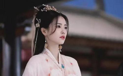 吃瓜娱乐圈白鹿是谁啊,娱乐圈新晋小花，吃瓜群众热议焦点